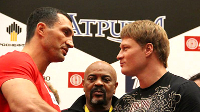 Владимир Кличко и Александр Поветкин на церемонии взвешивания