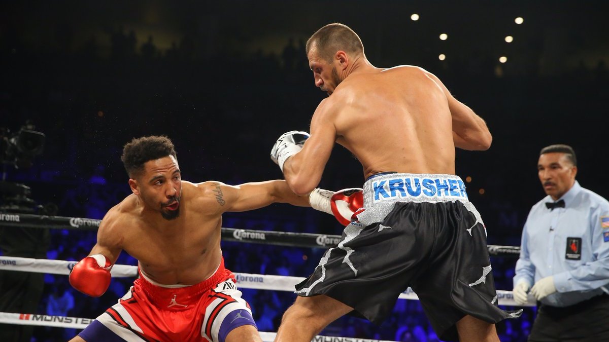 Сергей Ковалев проиграл Андре Уорду