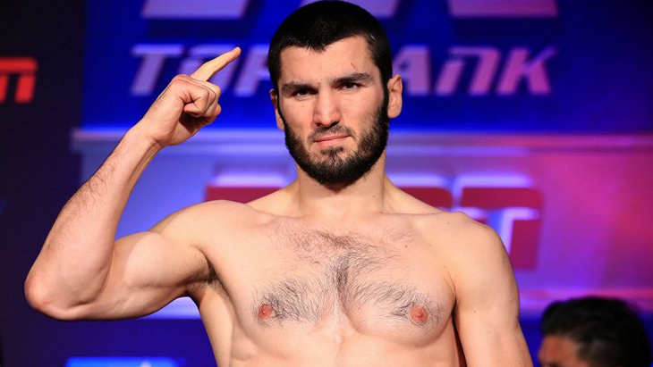 Артур Бетербиев