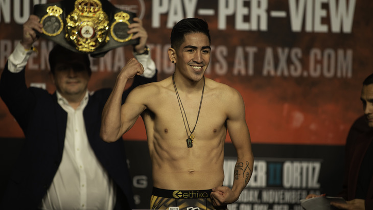 Лео Санта Круз