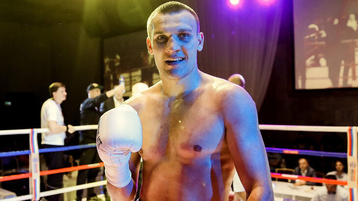 Максим Власов