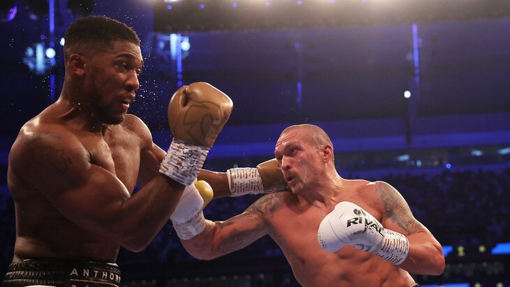 Александр Усик победил Энтони Джошуа