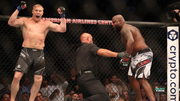 Сергей Павлович и Деррик Льюис