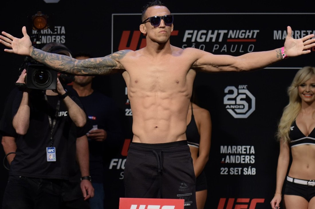 Чарльз Оливейра