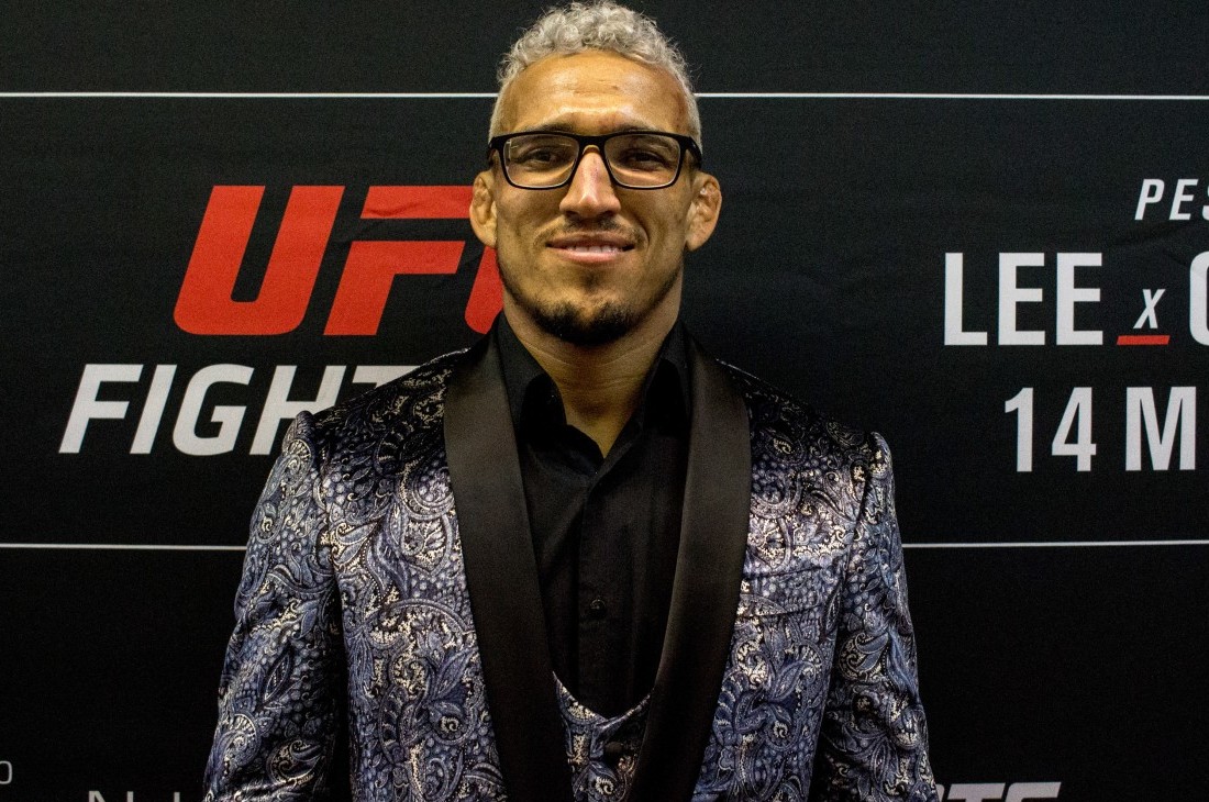 Чарльз Оливейра