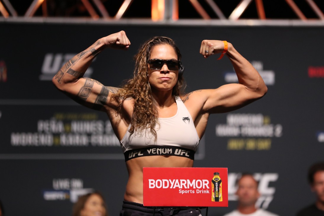 Аманда Нунес