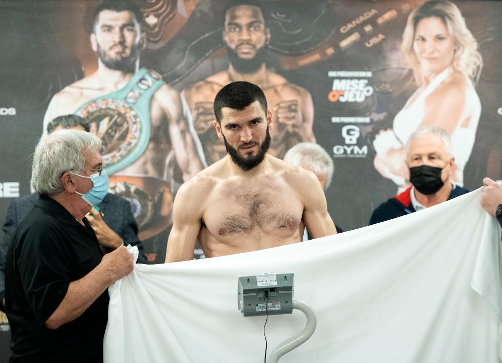 Артур Бетербиев