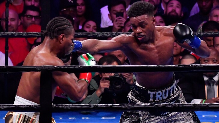 Эррол Спенс (справа)