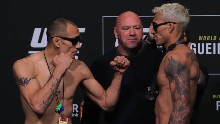 Тони Фергюсон (слева)