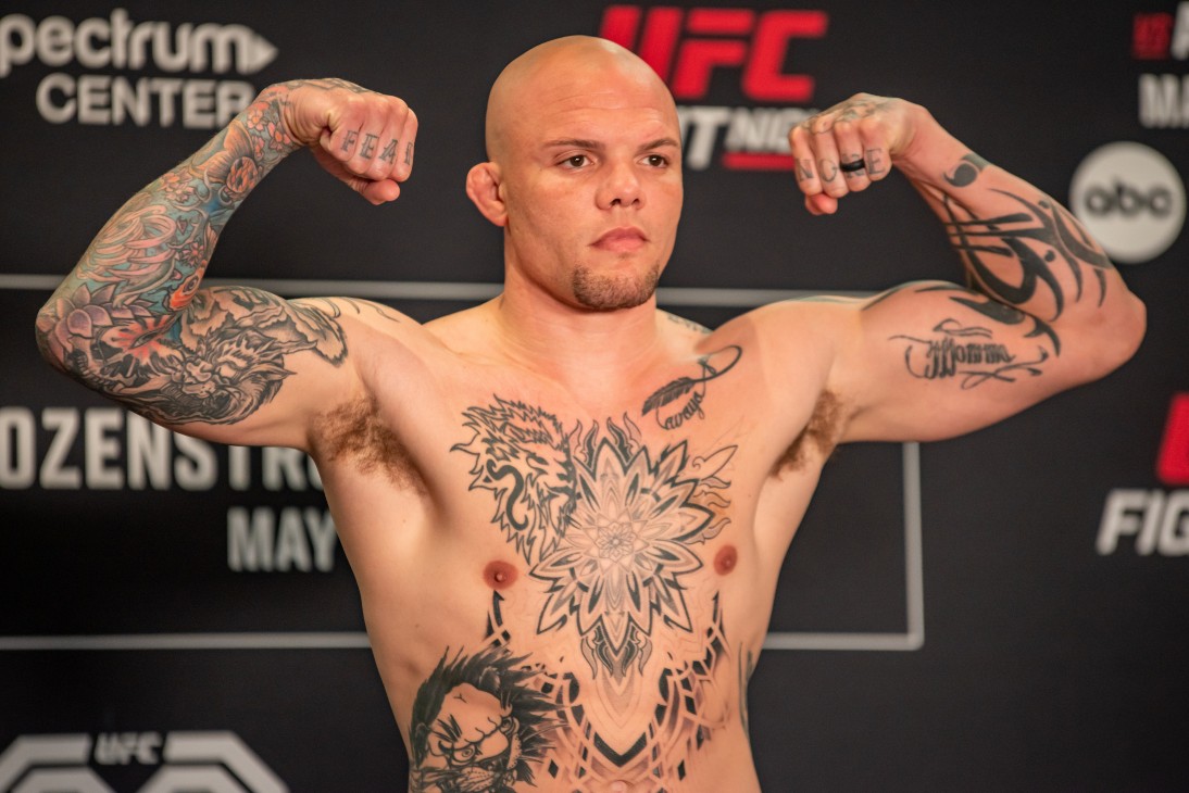 Энтони Смит