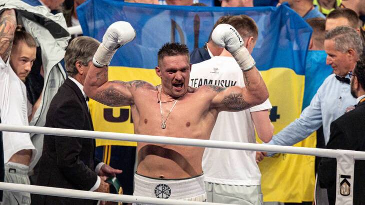 Александр Усик