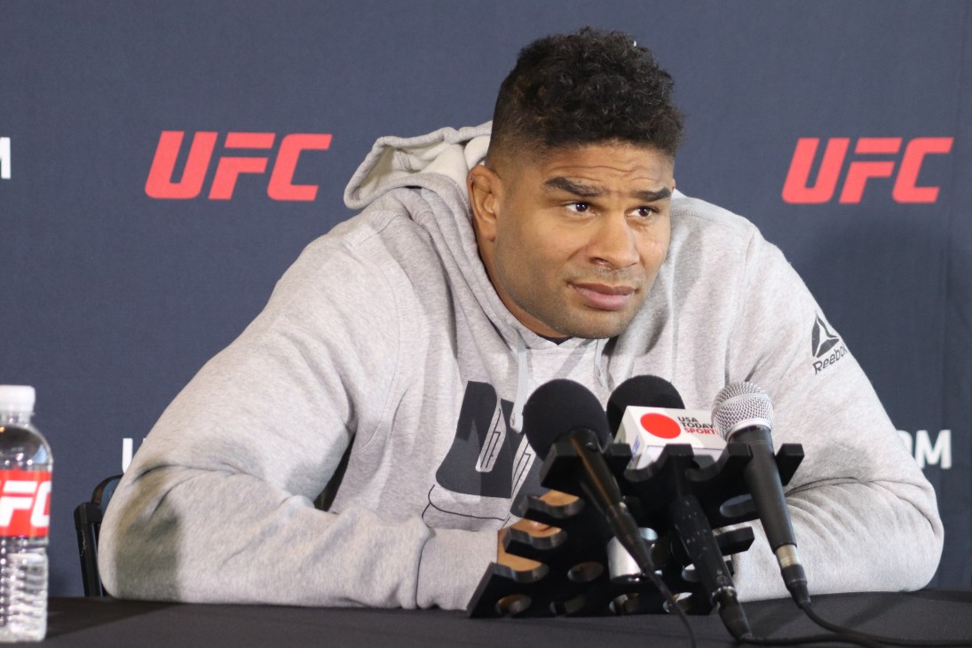 Алистар Оверим