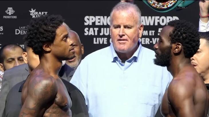 Теренс Кроуфорд (справа)