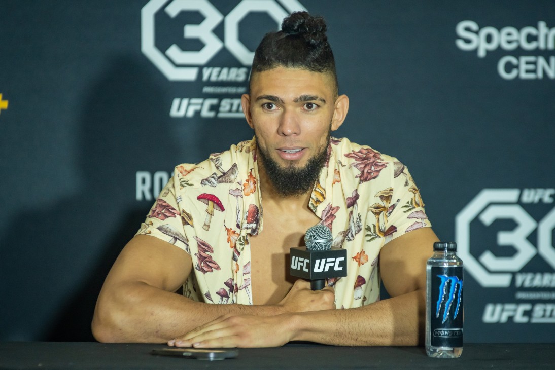 Джонни Уокер