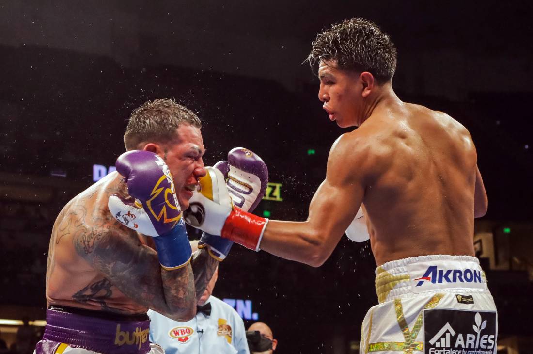 Хайме Мунгия (справа)