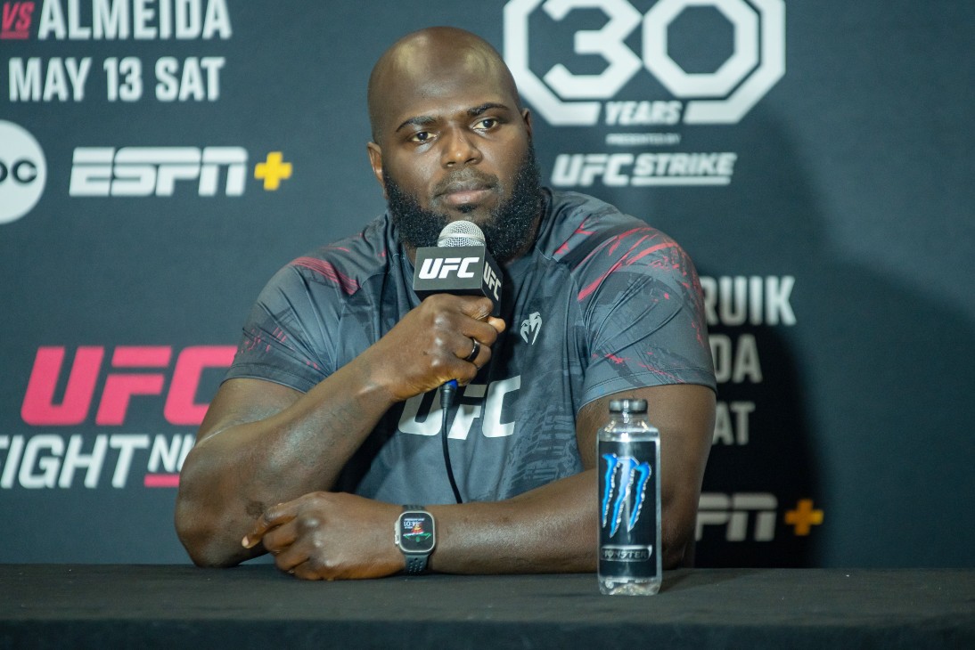 Жаирзиньо Розенстрайк