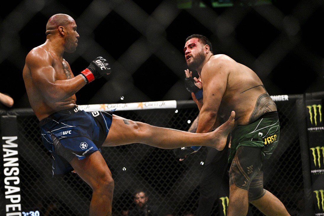 Сирил Ган и Тай Туиваса