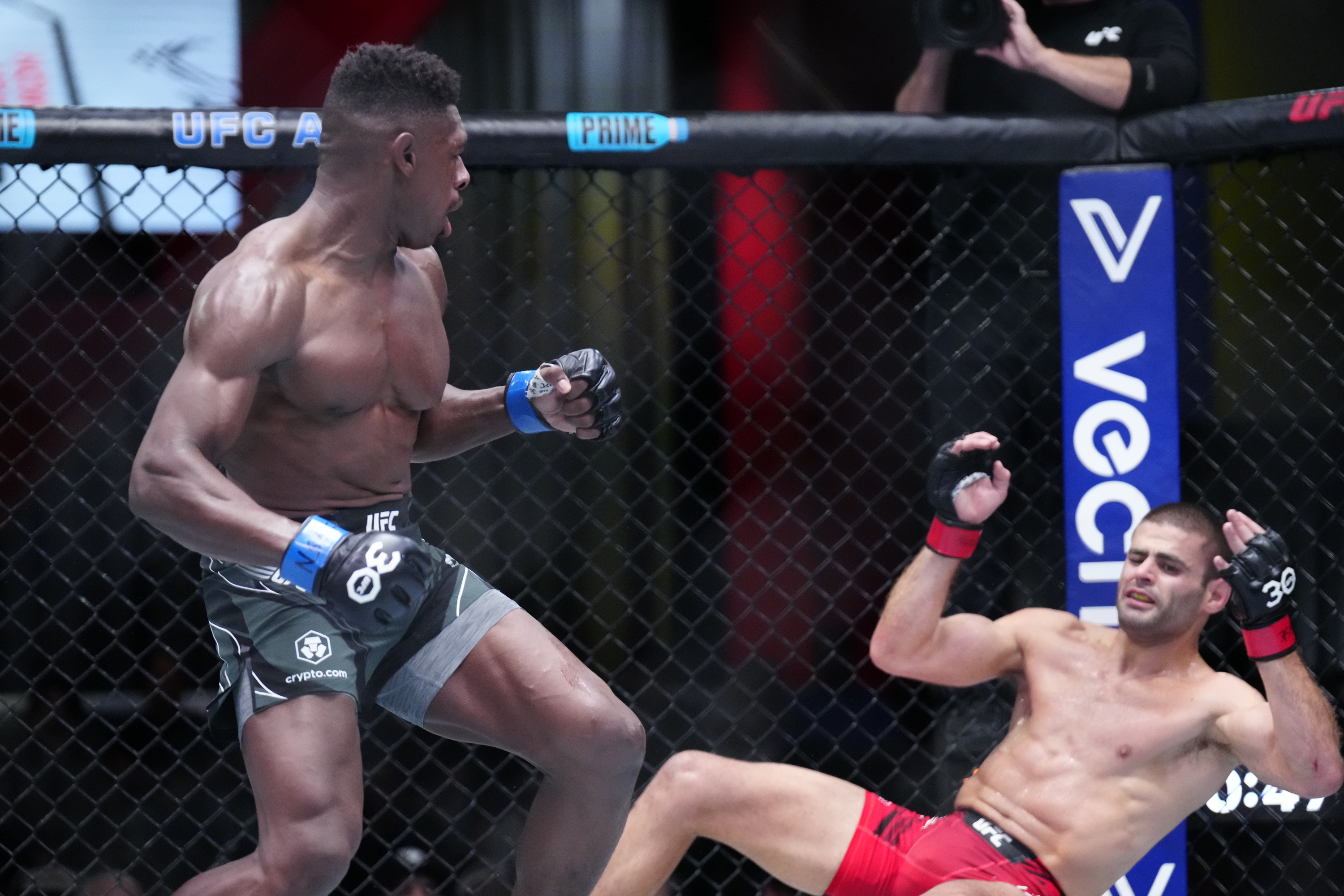 Хоакин Бакли против Андре Фильо