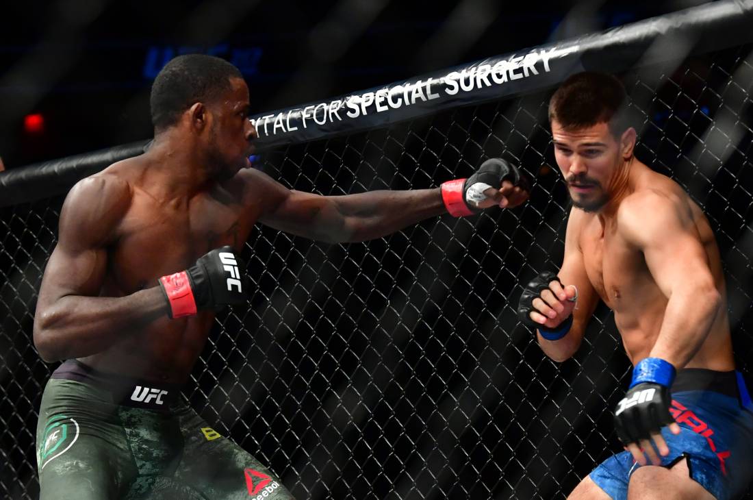 Рэнди Браун (слева)