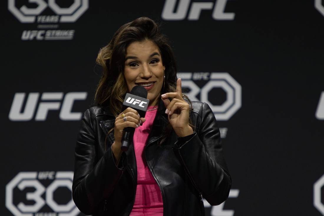 Джулианна Пенья