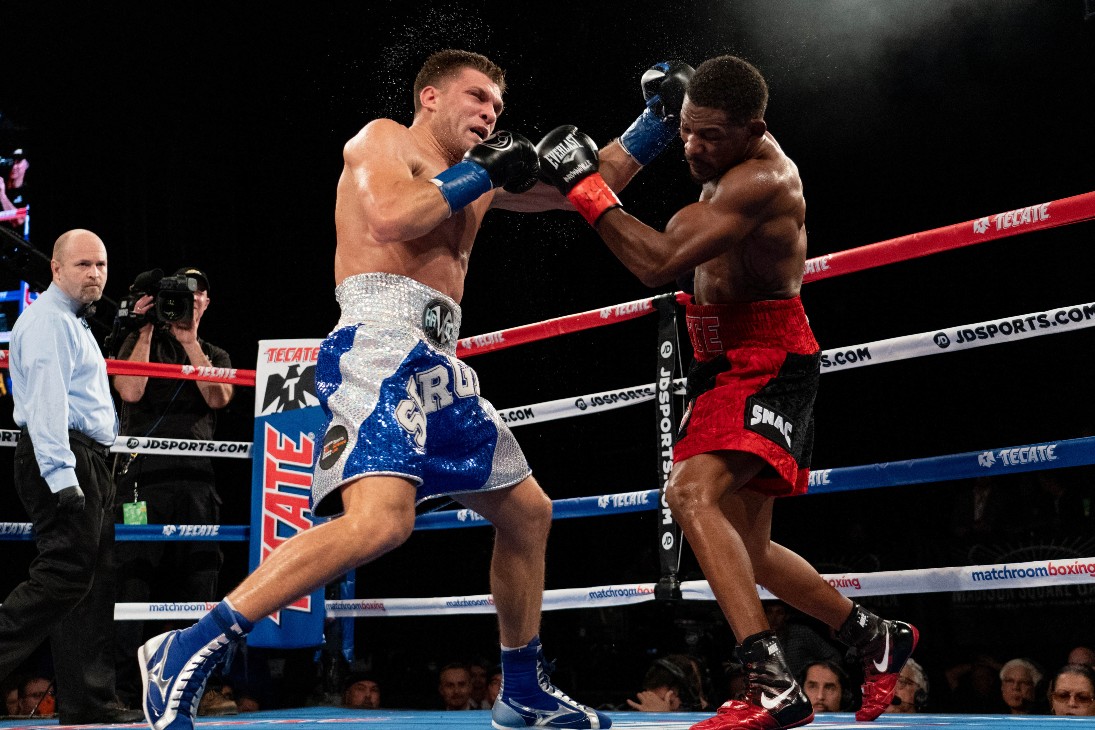 Сергей Деревянченко (слева)