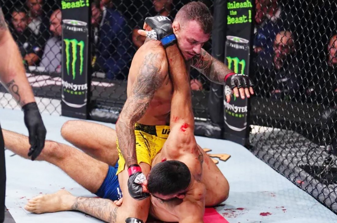 Ренато Мойкано против Бенуа Сен-Дени