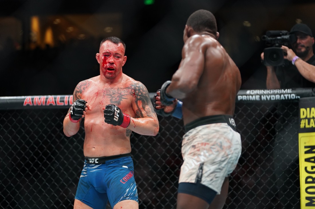 Колби Ковингтон (слева)