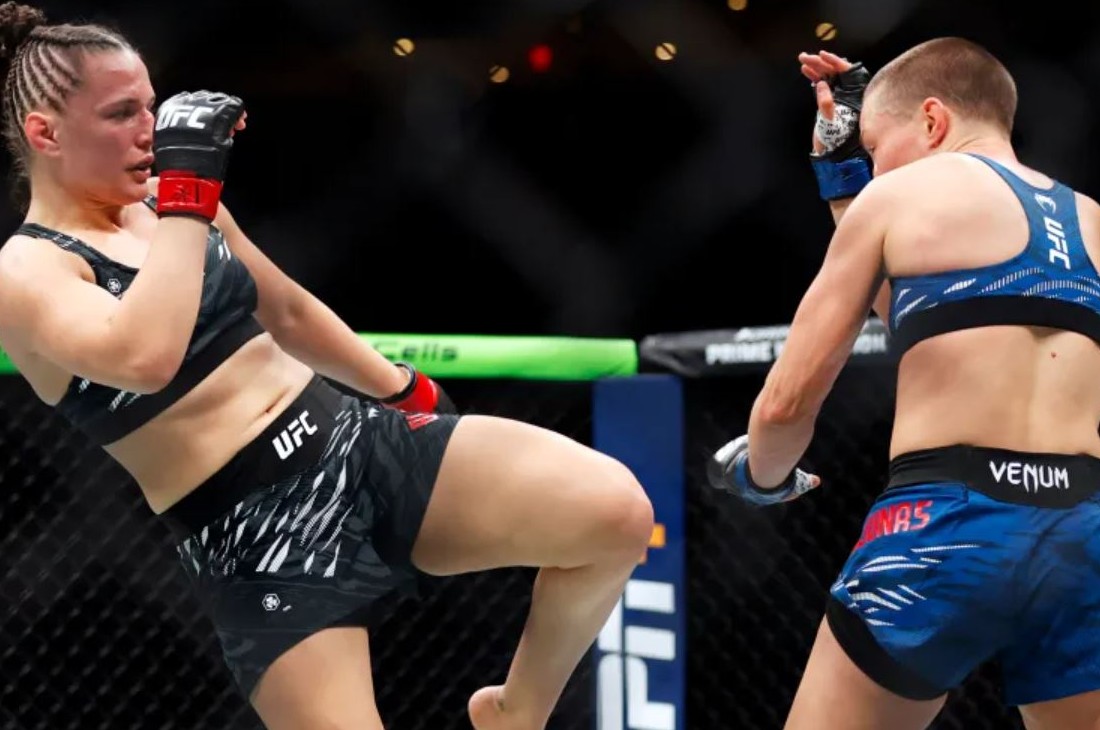 Эрин Бланчфилд против Роуз Намаюнас