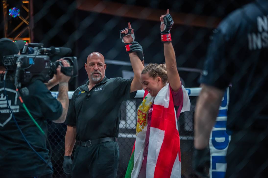 Дакота ДитчеваДакота Дитчева 