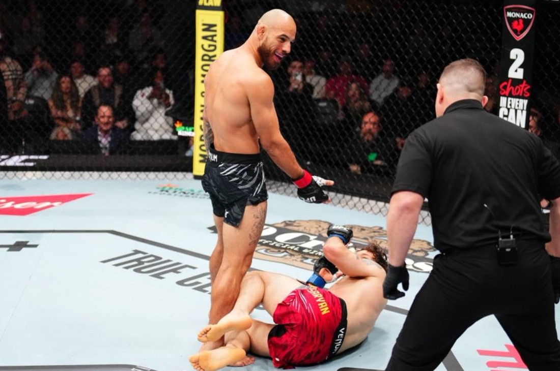 Джин Силва против Мелсика Багдасаряна