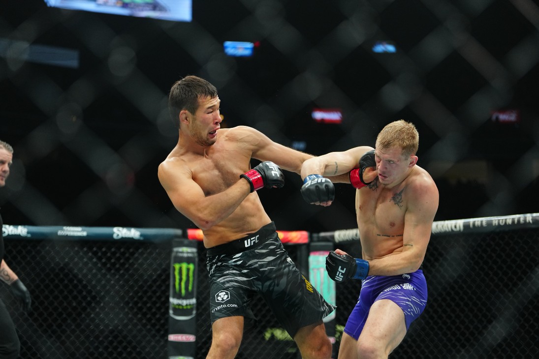 Шавкат Рахмонов (слева)