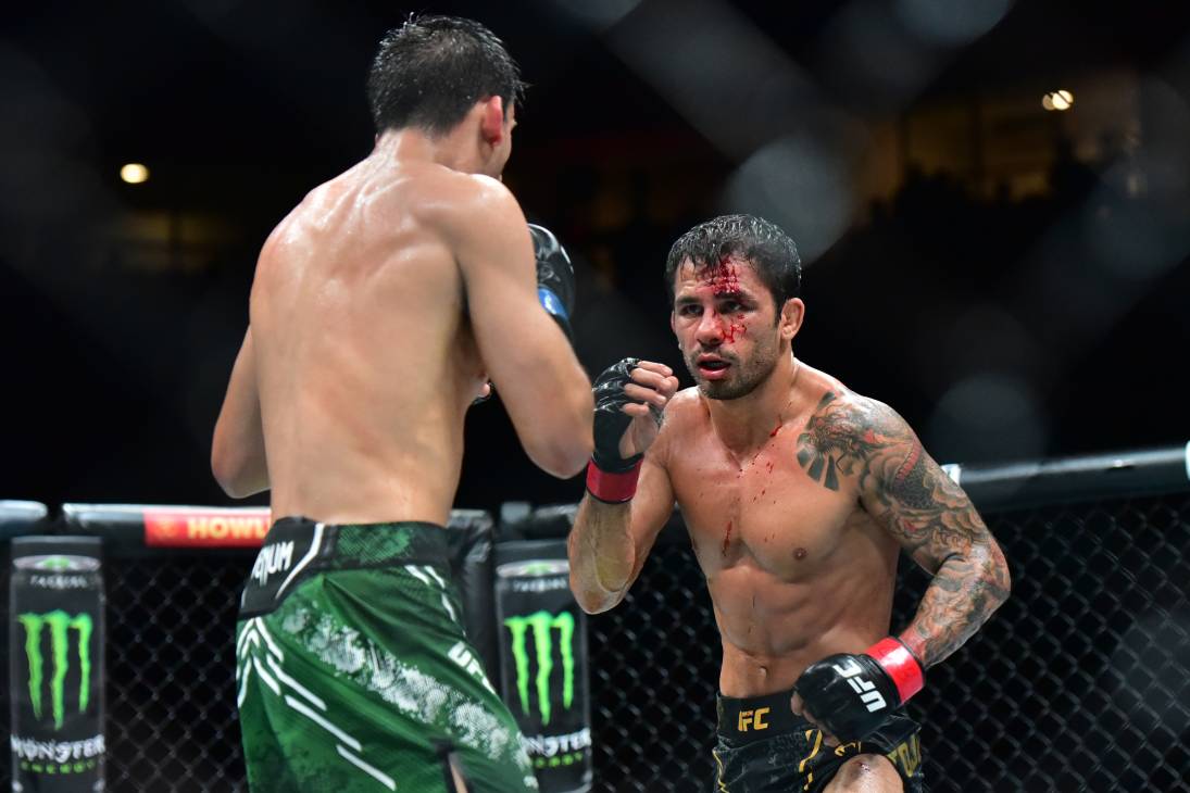 Александре Пантожа (справа)