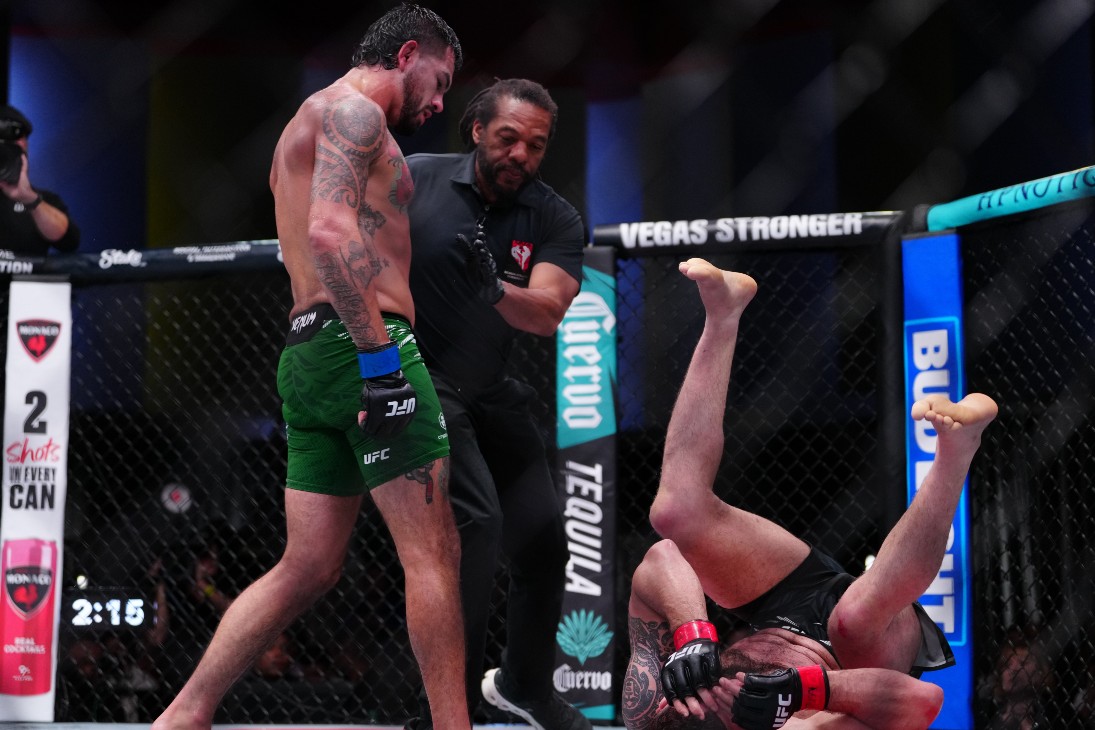 Энтони Эрнандес и Роман Долидзе