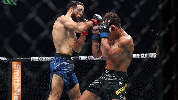 Нассурдин Имавов (слева)