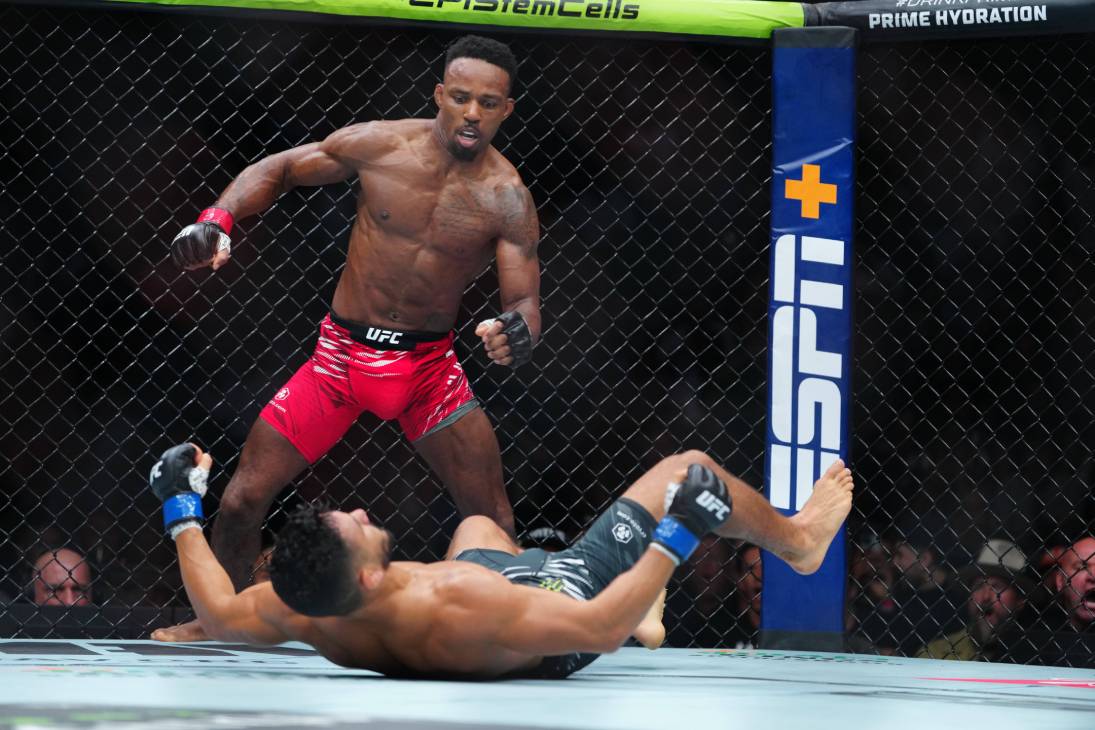 Лерон Мерфи против Аарона Пико