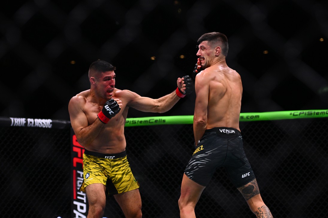 Висенте Люкке против Йоэля Альвареса