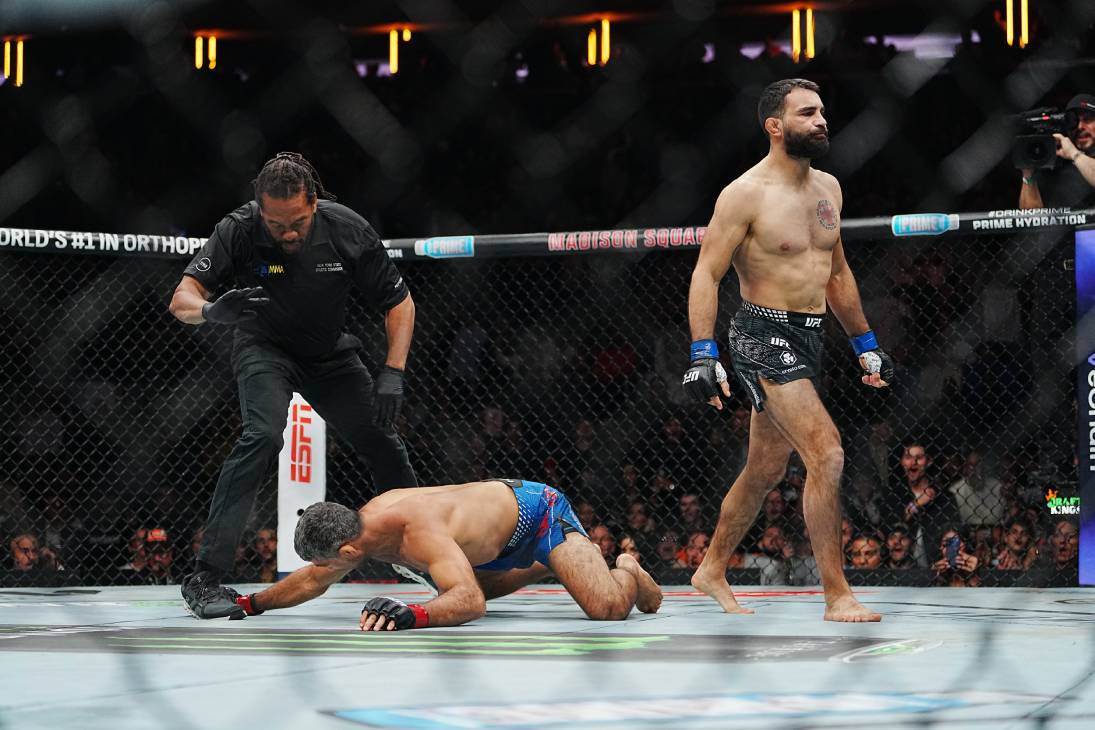 Бенеил Дариуш против Бенуа Сен-Дени