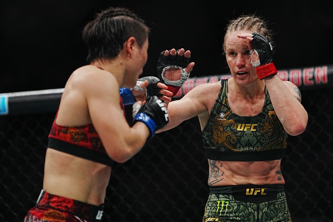 Чжан Вэйли и Валентина Шевченко