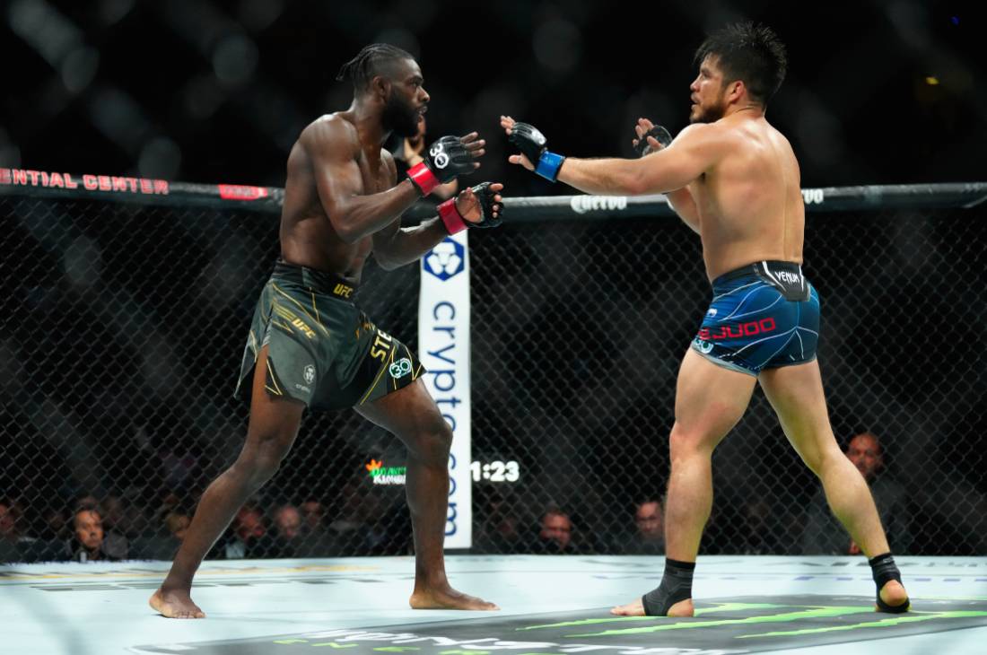 Алджамейн Стерлинг и Генри Сехудо