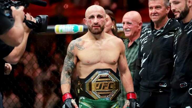 Александр Волкановски