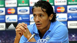 Бруну Алвеш