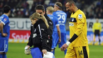 Эурелио Гомес не смог доиграть матч из-за повреждения