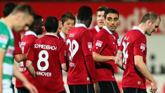 «96-е» празднуют победу