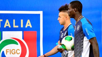 Марио Балотелли и Стефан Эль-Шаарави