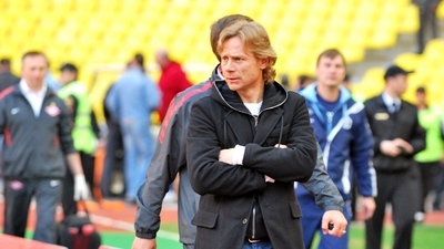 Валерий Карпин