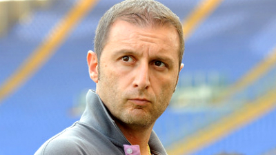 Девис Манджа