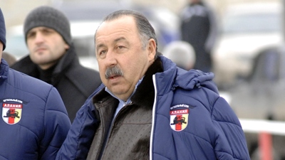 Валерий Газзаев