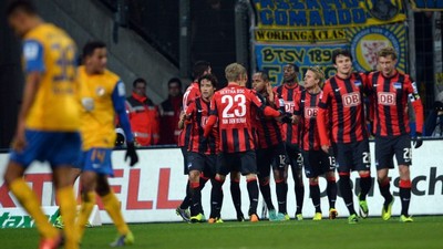 Футболисты «Герты» празднуют свой успех