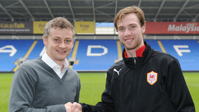 Ю-Инге Бергет (справа) с главным тренером Уле Гуннаром Сульшером