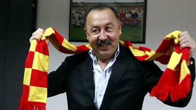 Валерий Газзаев